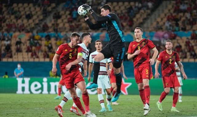 开云官方app-丁丁阿扎尔恐难赶上1/4决赛 意大利庆幸避开C罗