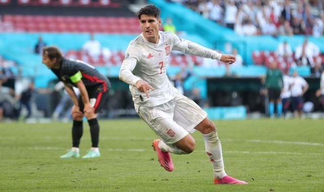 赛事比分-莫拉塔爆射踢走愤懑 干脏活的中锋不应被如此对待