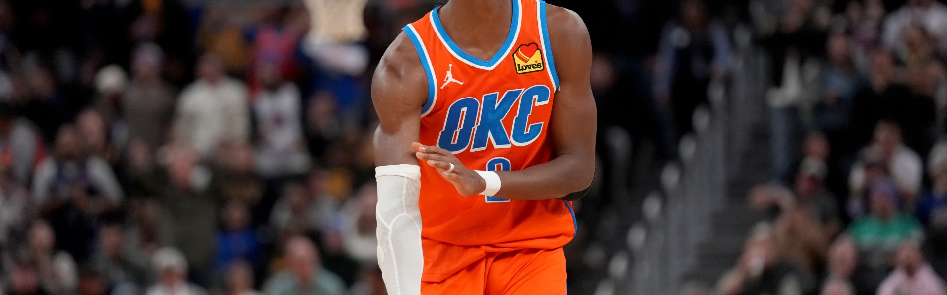 开云体育-亚历山大谈防守文班亚马：不可能做到完美 但必须让他远离舒适区